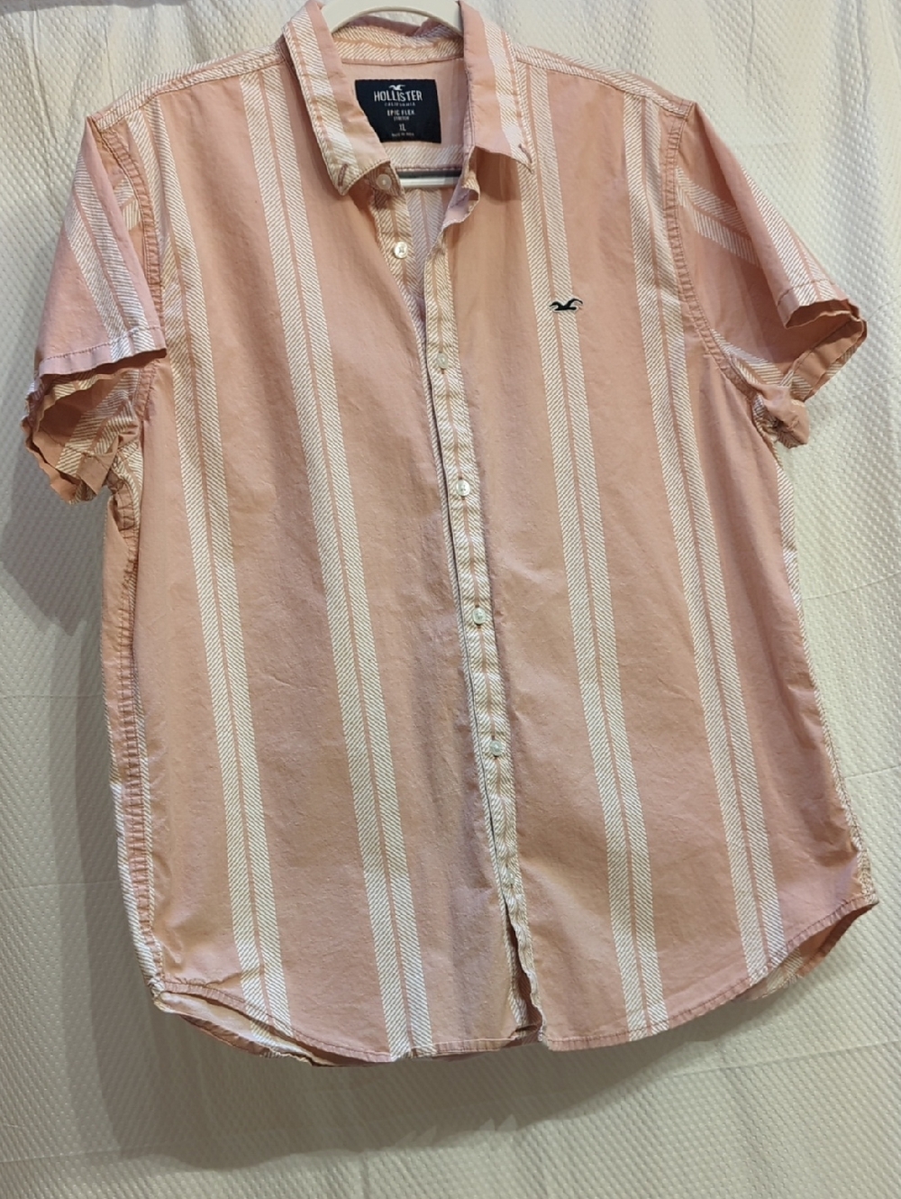 Men's Hollister Shirt